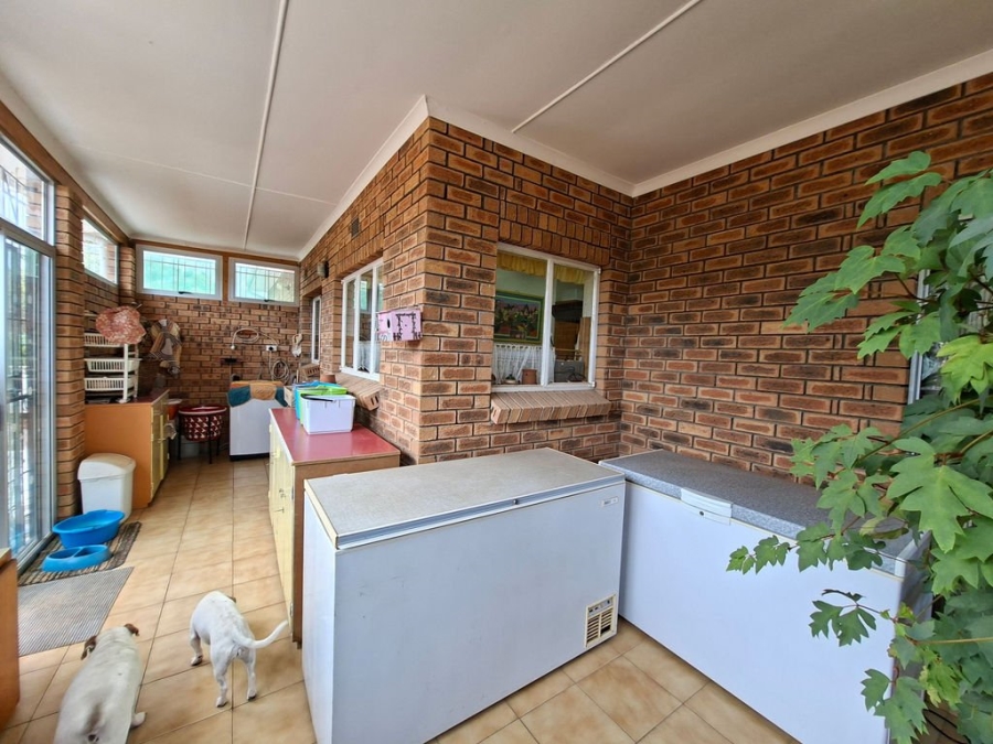 4 Bedroom Property for Sale in Vanrhynsdorp Western Cape